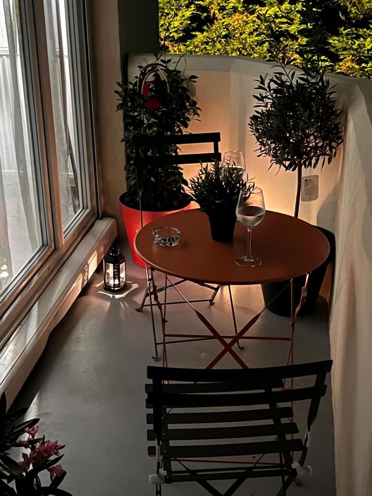 Charmant Refuge Avec Jardin, A 6 Minutes A Pied Du Metro Creteil L Echat-Lovely Retreat With Garden, Located A 6-Minute Walk From Creteil L Echat Metro Station Exterior photo